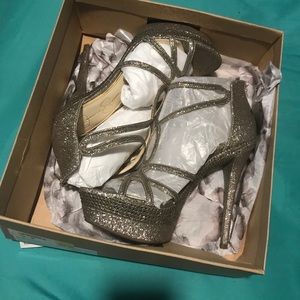 Jessica Simpson ROZMARI heels